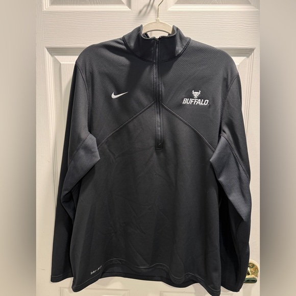 Nike Dri-FIT 1/4 Zip Pullover Men’s XL Black Buffalo Logo Performance Top - Picture 3 of 10